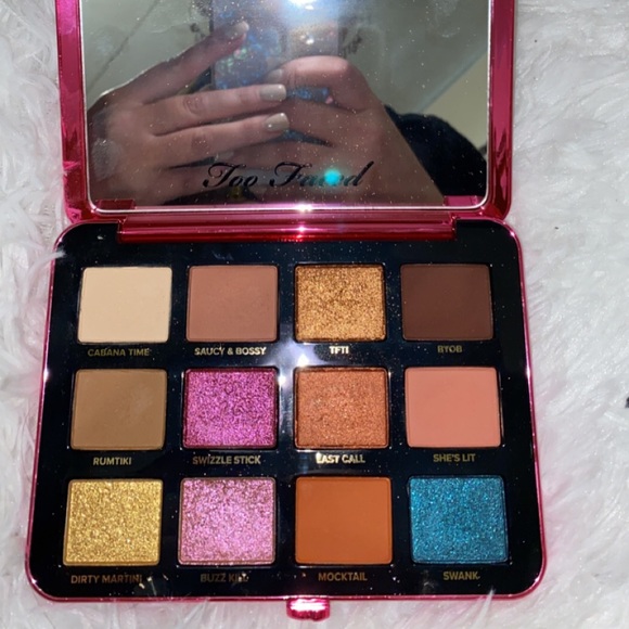 Too faced palm spring - Picture 1 of 1